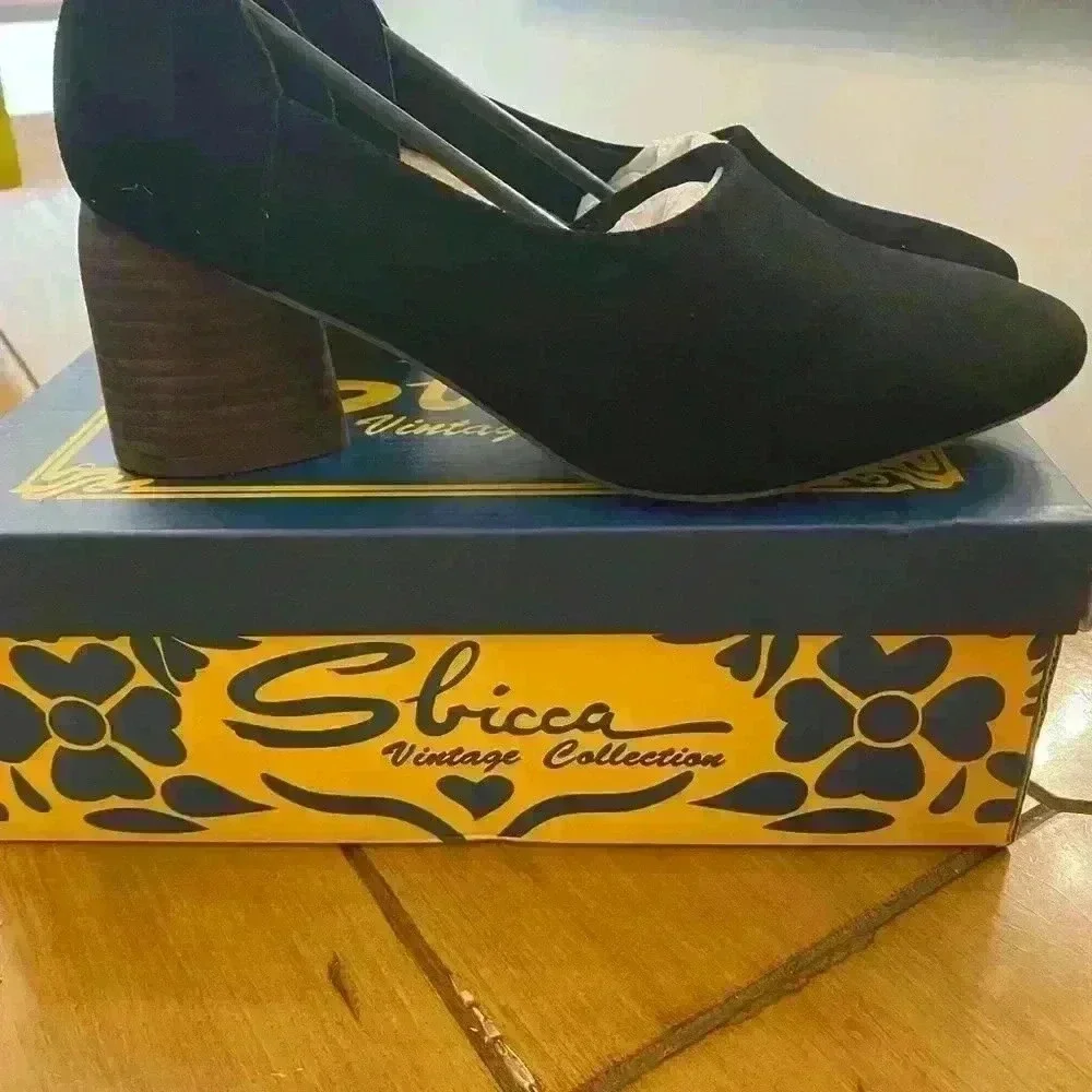 Women's Black Suede Block Heel‎ Shoes Sbicca Volin 8.5M NEW in box